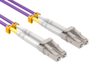 In practical applications, what is the transmission speed of OM4 Cable óptica de fibra?